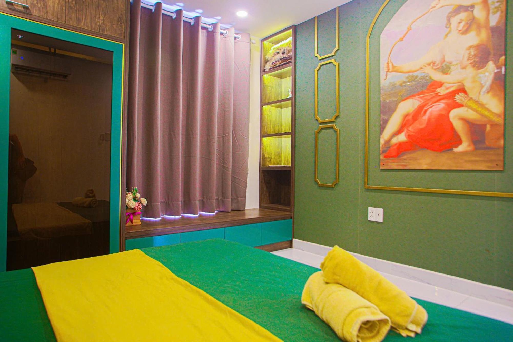 Caesars - Terra Royal, Point, Highclass & Poker Table Apartment Ho Chi Minh City